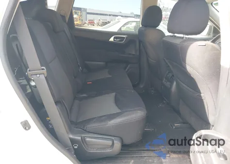 2017 Nissan Pathfinder Sv z USA, uszkodzony, nr VIN 5N1DR2MN8HC631688